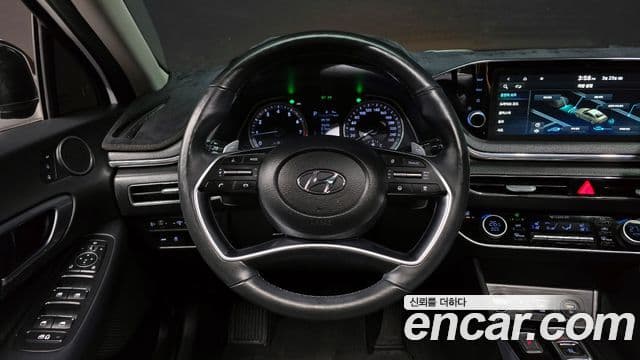 Hyundai Sonata (DN8) Premium Family, 2020 13