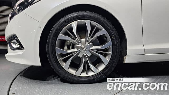 Hyundai LF Sonata Premium, 2015 все фото