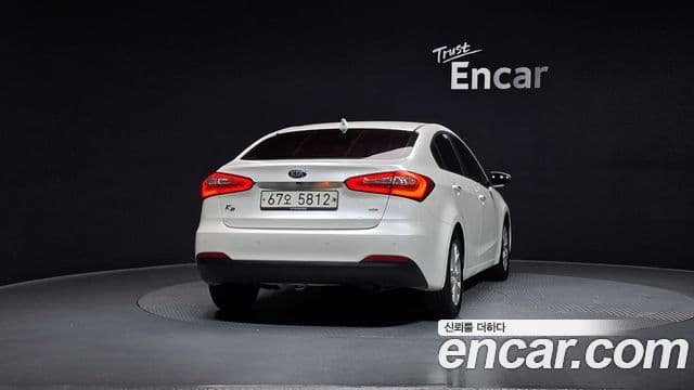 Kia K3 Trendy, 2013 4