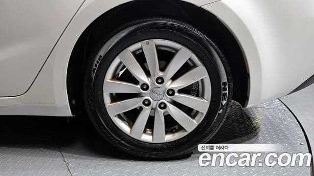 Kia K3 Trendy, 2013 все фото