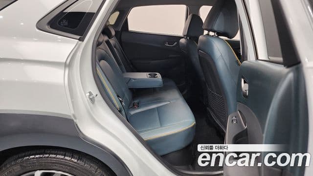 Hyundai Kona гибрид Special, 2020 12