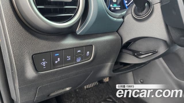 Hyundai Kona гибрид Special, 2020 14