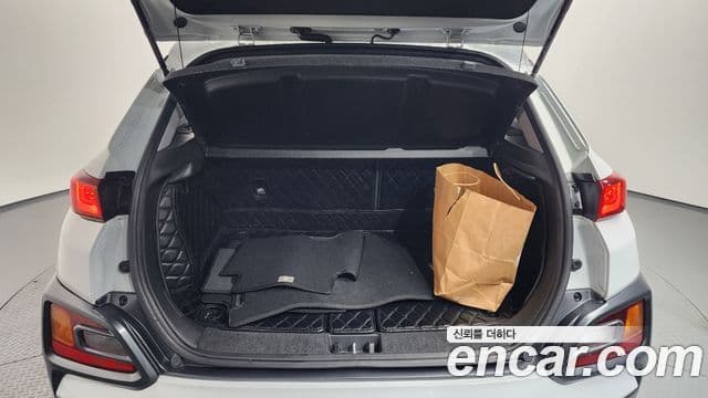 Hyundai Kona гибрид Special, 2020 20