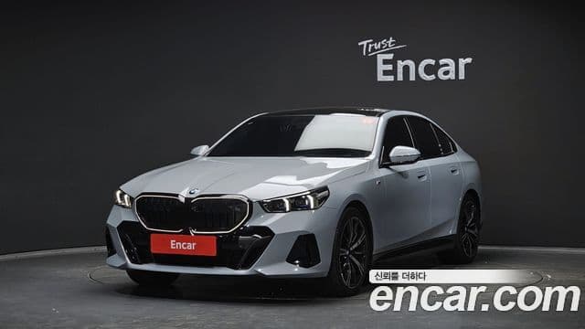 BMW 5시리즈 (G60) 530i xDrive M Sport, 2024 1