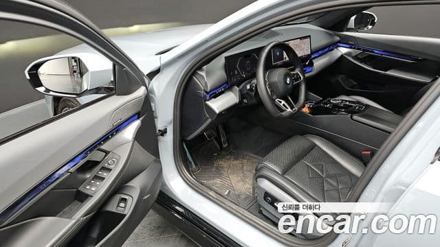 BMW 5시리즈 (G60) 530i xDrive M Sport, 2024 12