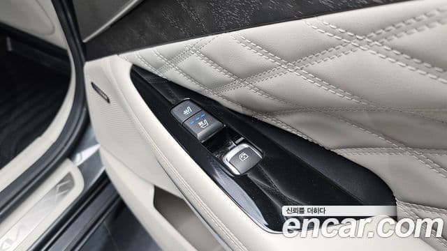 Kia K8 Platinum, 2023 18