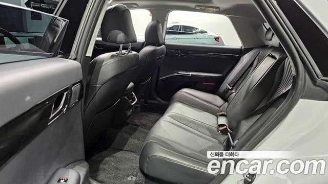 Hyundai Grandeur (GN7) Premium, 2023 12