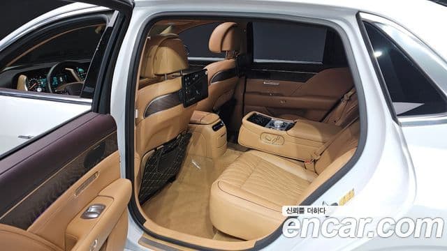 Genesis G90 (RS4) бензин 3.5 турбо AWD, 2023 16