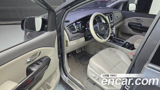 Kia All New Carnival President, 2018 10