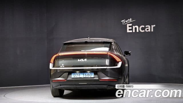 Kia EV6 Air, 2023 4