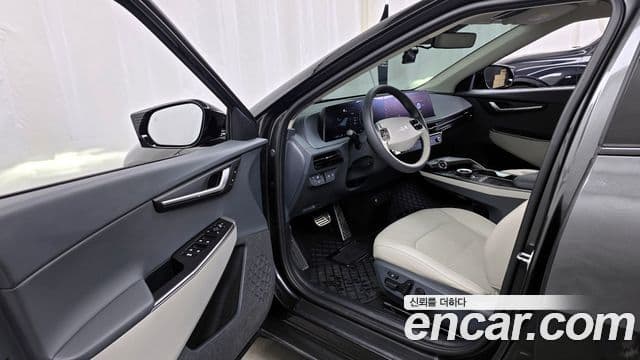 Kia EV6 Air, 2023 10