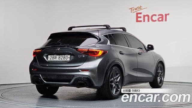 Infiniti Q30 Premium, 2017 2