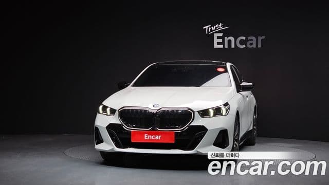 BMW 5시리즈 (G60) 530i xDrive M Sport, 2025 3