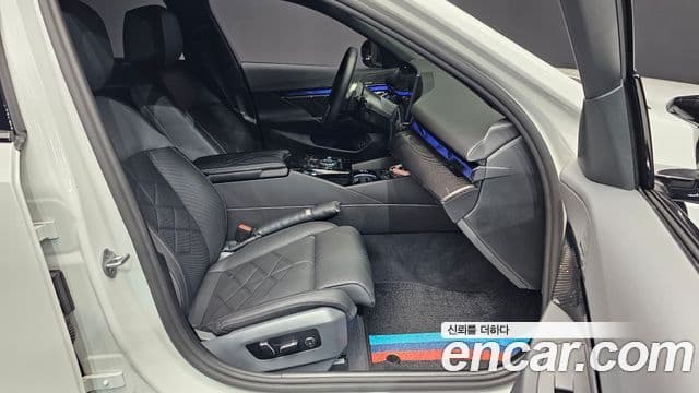 BMW 5시리즈 (G60) 530i xDrive M Sport, 2025 10