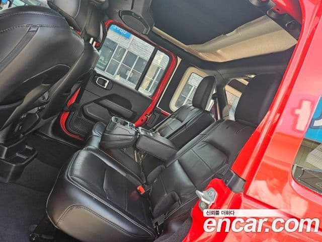 Jeep Wrangler (JL) 2.0 Overland 4도어, 2021 15