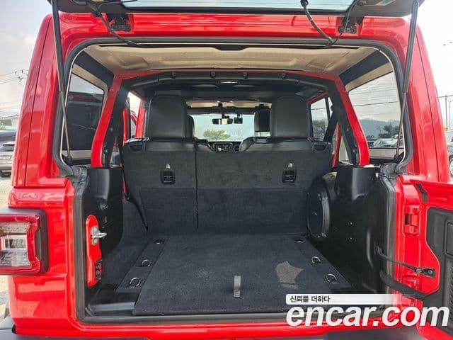 Jeep Wrangler (JL) 2.0 Overland 4도어, 2021 16
