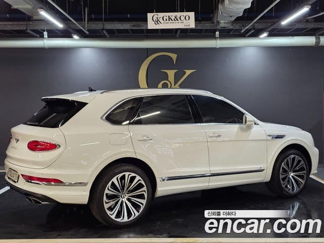 Bentley Bentayga 4.0 V8, 2022 4