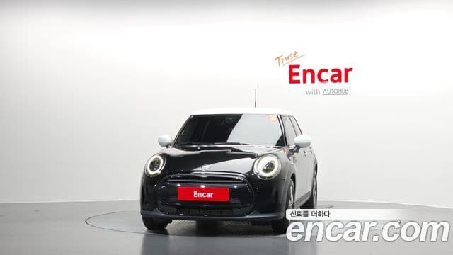 Mini Cooper 3세대, 2023 3