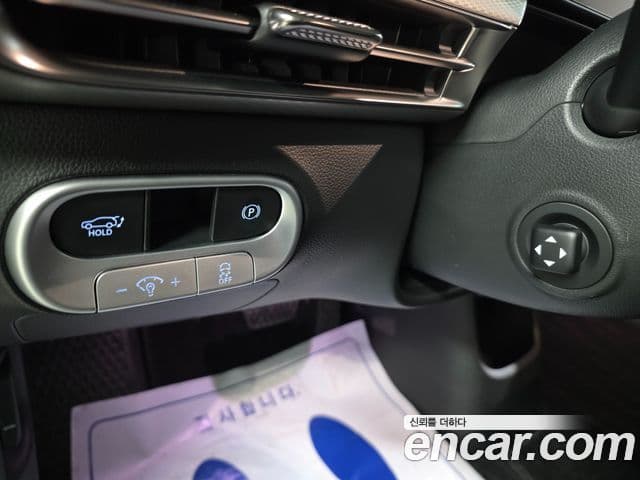 Genesis GV60 Standard AWD, 2023 12