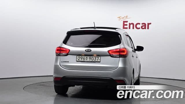 Kia All New Carens Prestige, 2014 4