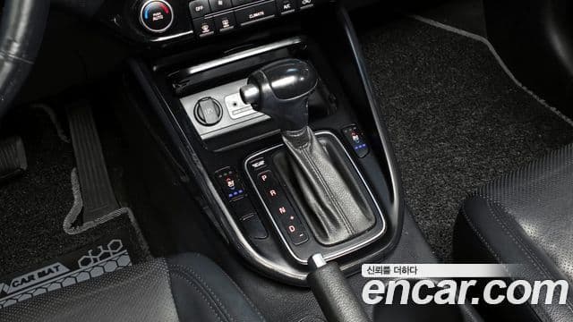 Kia All New Carens Prestige, 2014 9