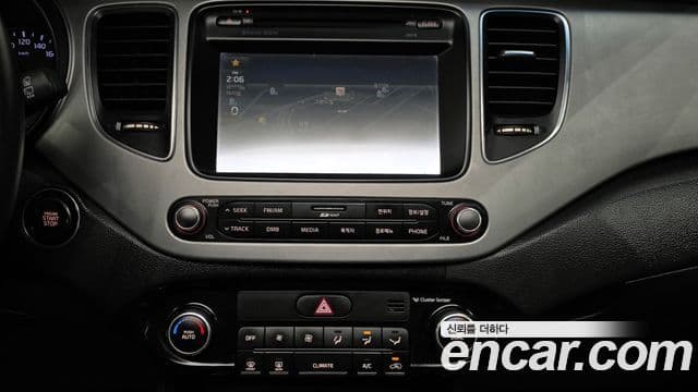 Kia All New Carens Prestige, 2014 15