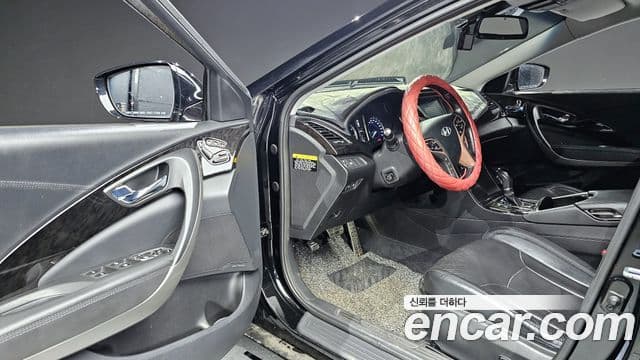 Hyundai Grandeur HG Premium, 2014 10