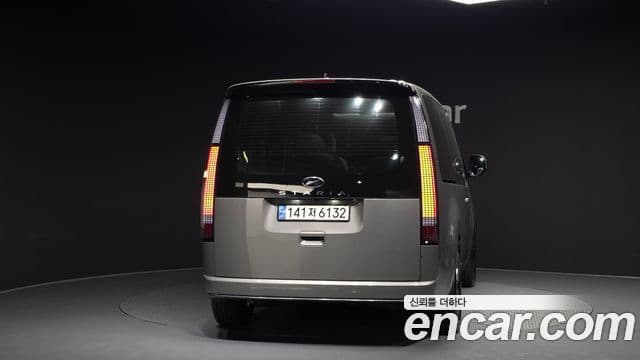 Hyundai Staria Inspiration, 2023 4