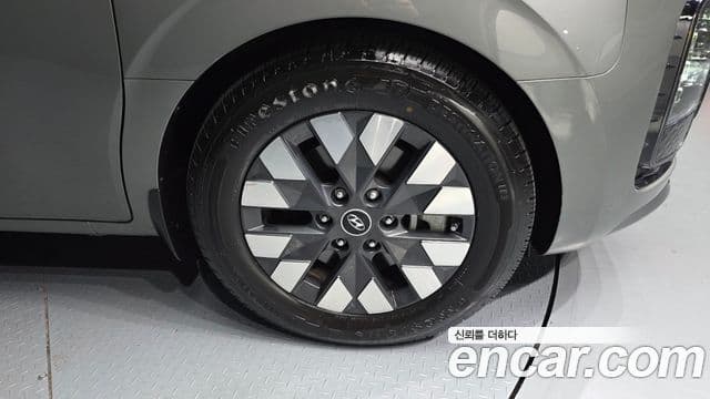 Hyundai Staria Inspiration, 2023 все фото
