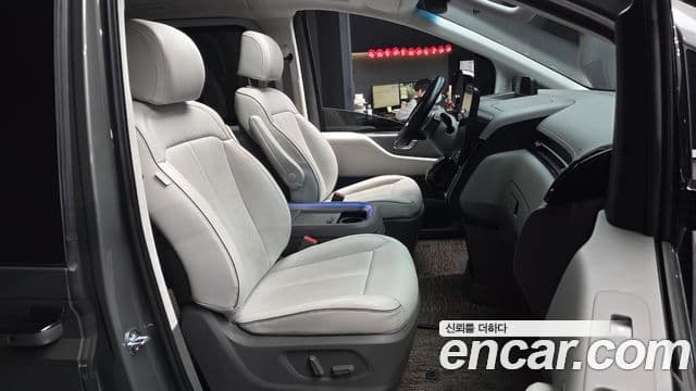Hyundai Staria Inspiration, 2023 11