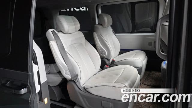 Hyundai Staria Inspiration, 2023 12