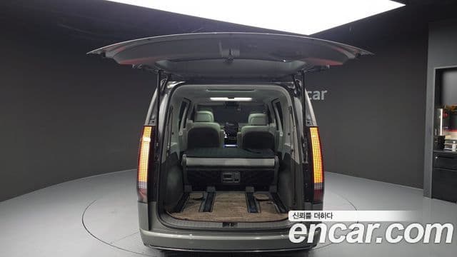 Hyundai Staria Inspiration, 2023 20