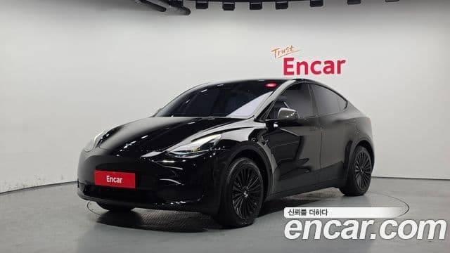 Tesla модель Y, 2024 1