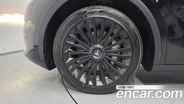 Tesla модель Y, 2024 все фото