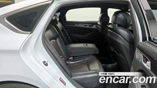 Genesis G80 экспортная версия, 2018 12