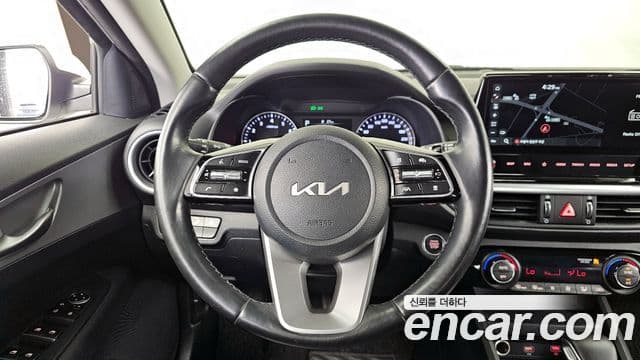Kia The / новый New K3 2세대 Trendy, 2022 13