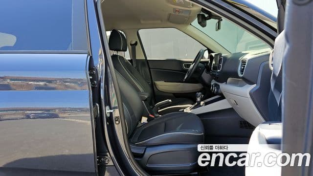 Hyundai Venue 1.6 Flux, 2023 10