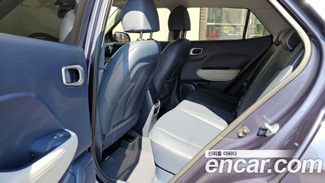 Hyundai Venue 1.6 Flux, 2023 12