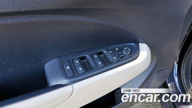 Hyundai Venue 1.6 Flux, 2023 16