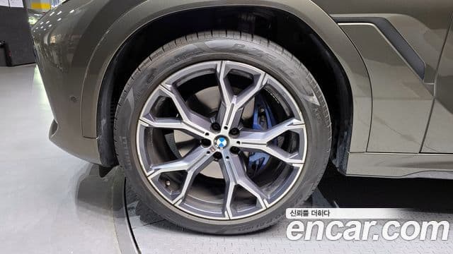 BMW X6 (G06) xDrive40i M Sport, 2021 все фото