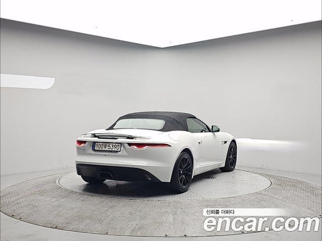 Jaguar F-TYPE X152, 2022 4