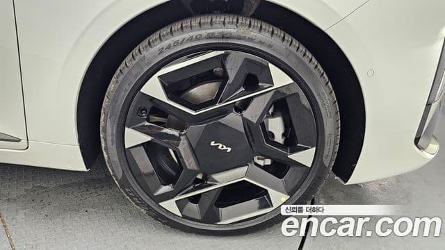 Kia The / новый New K8 Signature, 2026 все фото