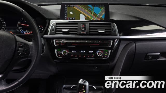 BMW 3시리즈 (F30), 2018 14