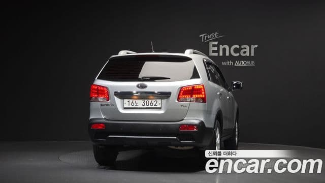 Kia Sorento R топовая версия, 2012 4