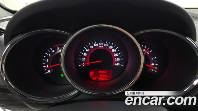 Kia Sorento R топовая версия, 2012 8