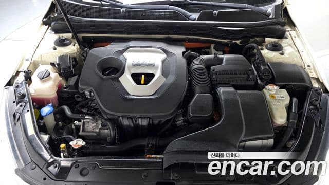 Kia K5 гибрид Noblesse, 2012 6