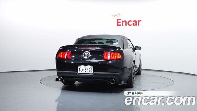 Ford Mustang кабриолет, 2010 4
