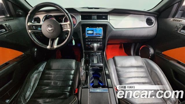 Ford Mustang кабриолет, 2010 7