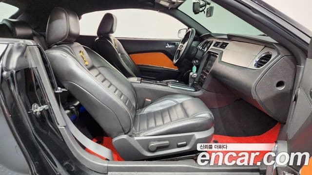 Ford Mustang кабриолет, 2010 11