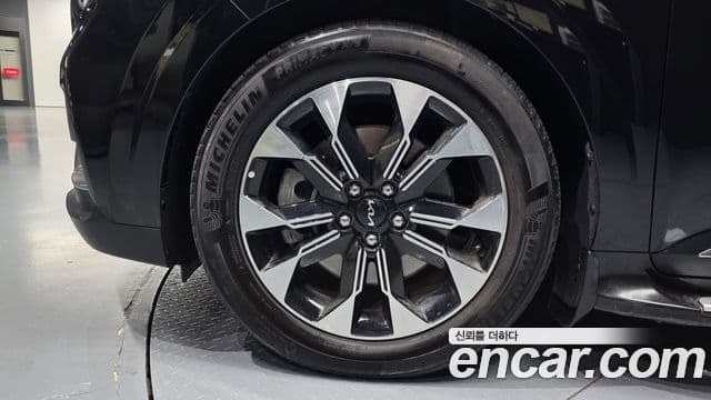 Kia Carnival 4세대 бензин 9인승 High Limousine(компания по спецнадстройкам), 2022 все фото